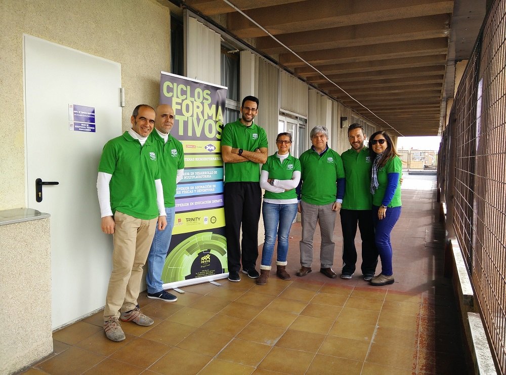 Colegio JOYFE - blog - profesores ciclos formativos