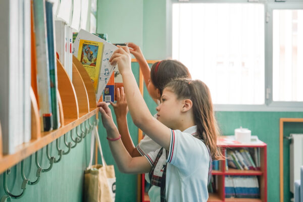 Proyecto Leo y Cambio la ilusión por la lectura en JOYFE